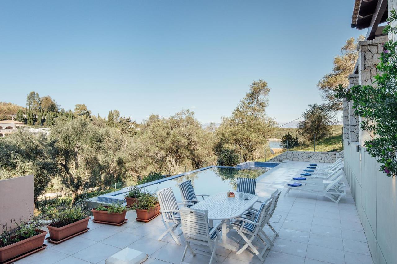 Villa Breeze & Villa Coco By Konnect, Avlaki Beach كاسيوبي المظهر الخارجي الصورة